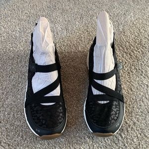 Rule Kailee Black Print Mary Janes